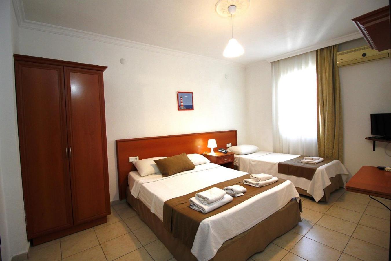 Bonapart Hotel Кешме Экстерьер фото