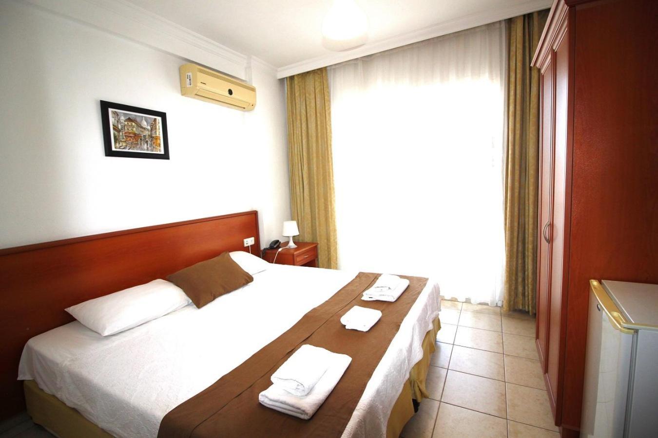 Bonapart Hotel Кешме Экстерьер фото