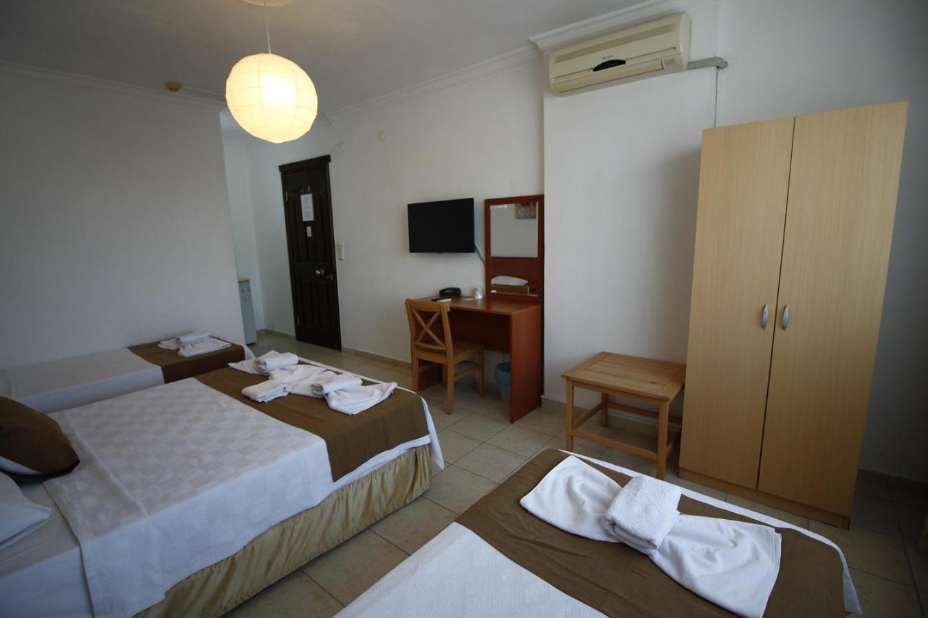 Bonapart Hotel Кешме Экстерьер фото